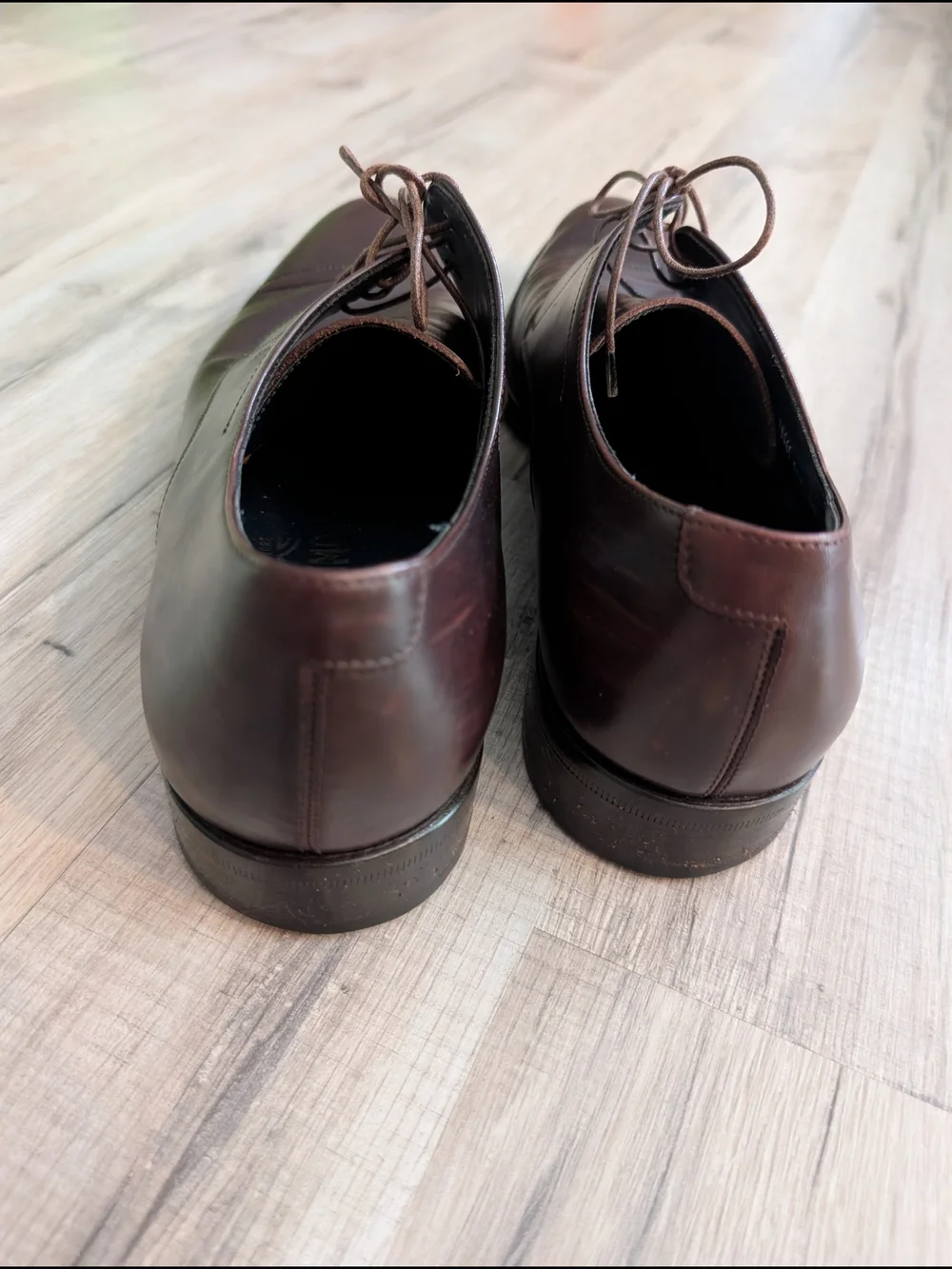 Salvatore Ferragamo Brown Leather Cap-Toe Derby Shoes, Size 10 (S4)